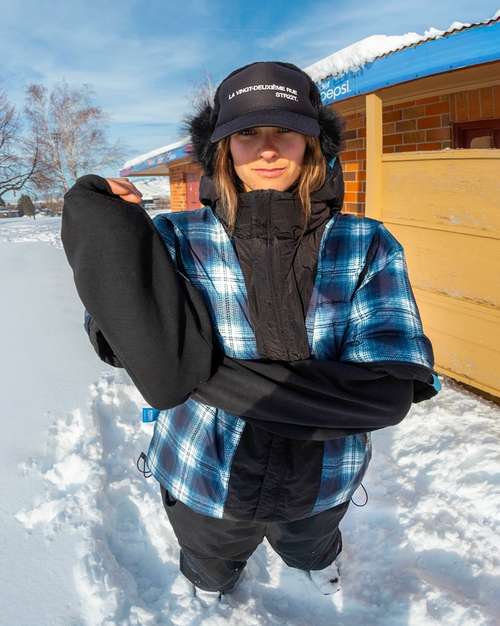 ADMISSION - BLACK EARMUFFS