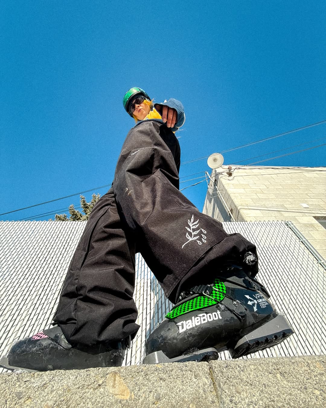 COLLEGE PRO SNOWPANTS
