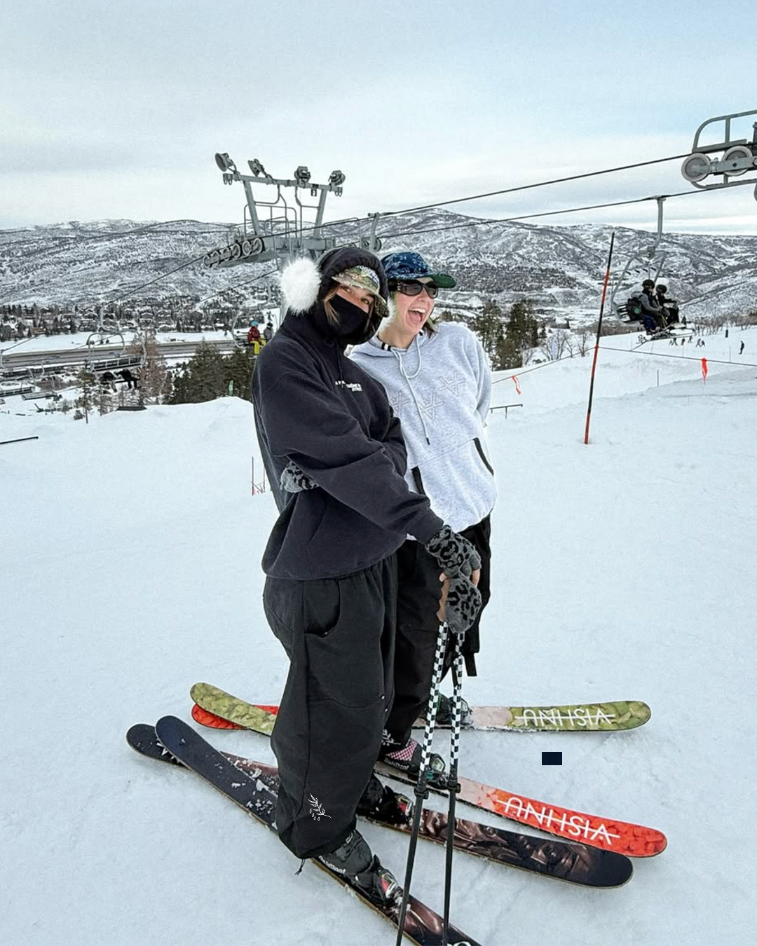 DOUBLE KNEE SNOWPANTS.